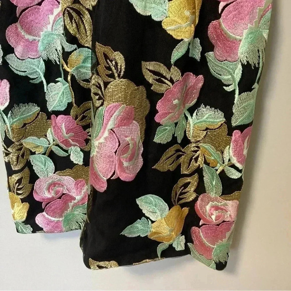 Dress the Population black  halter embroidered floral dress - Picture 7 of 7